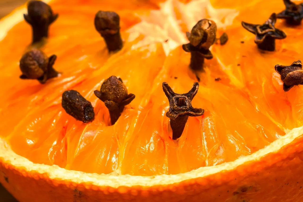 Kako napraviti aromatičan osvježivač prostora od naranče