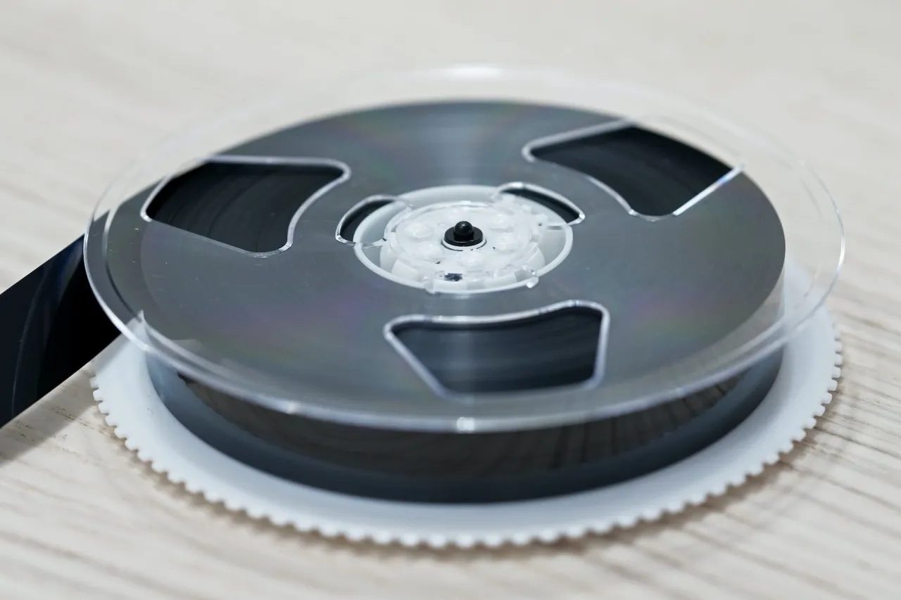 Kako presnimiti 8mm, 16mm ili 35mm film na DVD | Kako presnimiti film na DVD